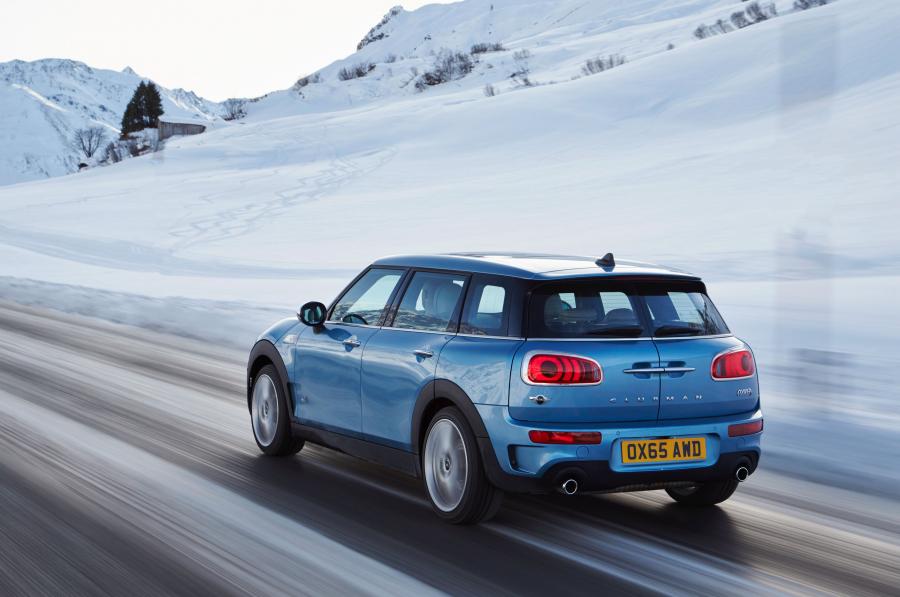  Mini Cooper S Clubman ALL4 2016 года  (фото 28 из 37)